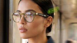 EYEFLY Brings Smart Eyewear Into Everyday Life